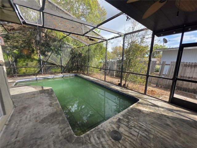 1015 RHODES AVENUE, Sarasota, FL 34237