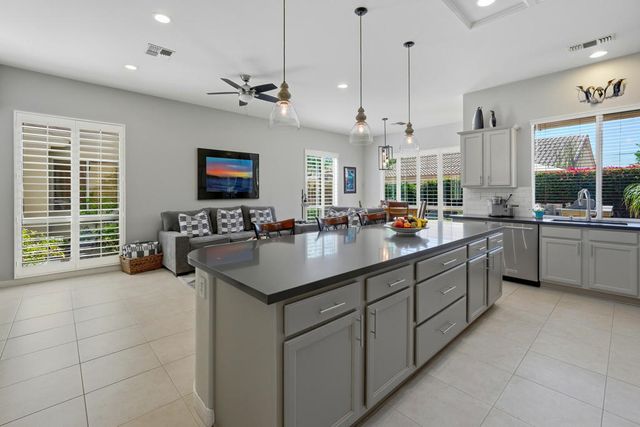 36531 Tallowood Drive, Palm Desert, CA 92211