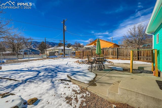 2423 W St Vrain Street, Colorado Springs, CO 80904