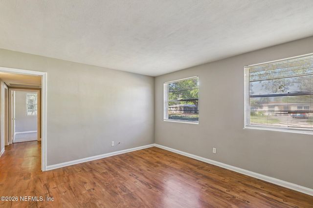 3827 COLEBROOKE Drive, Jacksonville, FL 32210