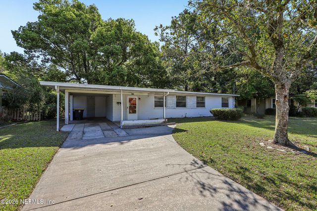 3827 COLEBROOKE Drive, Jacksonville, FL 32210