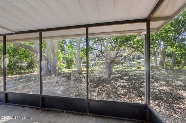 3827 COLEBROOKE Drive, Jacksonville, FL 32210