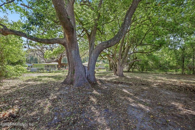 3827 COLEBROOKE Drive, Jacksonville, FL 32210