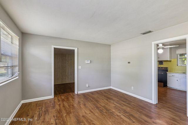 3827 COLEBROOKE Drive, Jacksonville, FL 32210