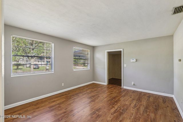 3827 COLEBROOKE Drive, Jacksonville, FL 32210