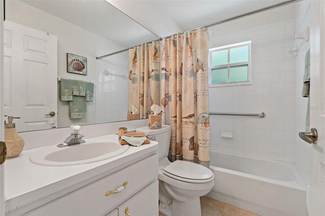 34738 DOUBLE EAGLE COURT, Zephyrhills, FL 33541