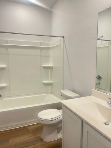 300 Kenai DR, Kyle, TX 78640