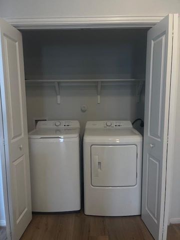 300 Kenai DR, Kyle, TX 78640