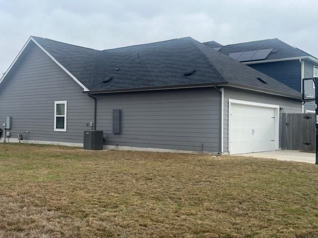 300 Kenai DR, Kyle, TX 78640