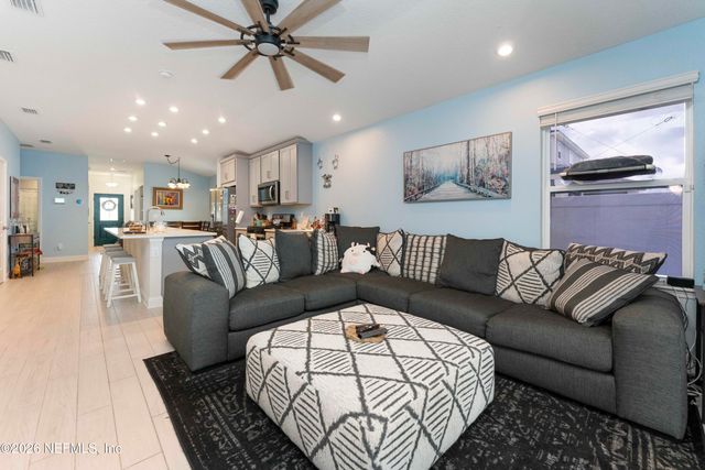 12018 ELDERBANK Drive, Jacksonville, FL 32256