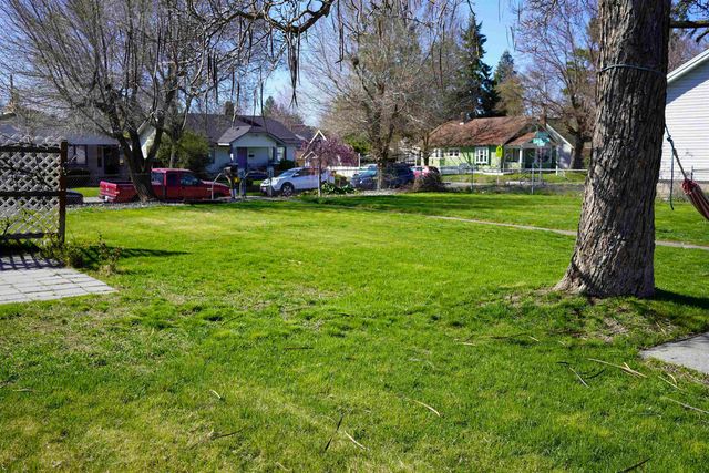 4224 N Washington St, Spokane, WA 99205