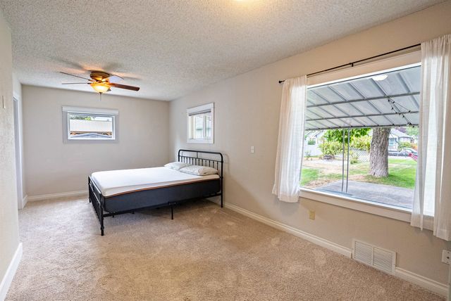 4224 N Washington St, Spokane, WA 99205