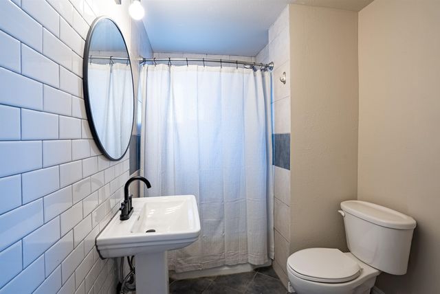 4224 N Washington St, Spokane, WA 99205