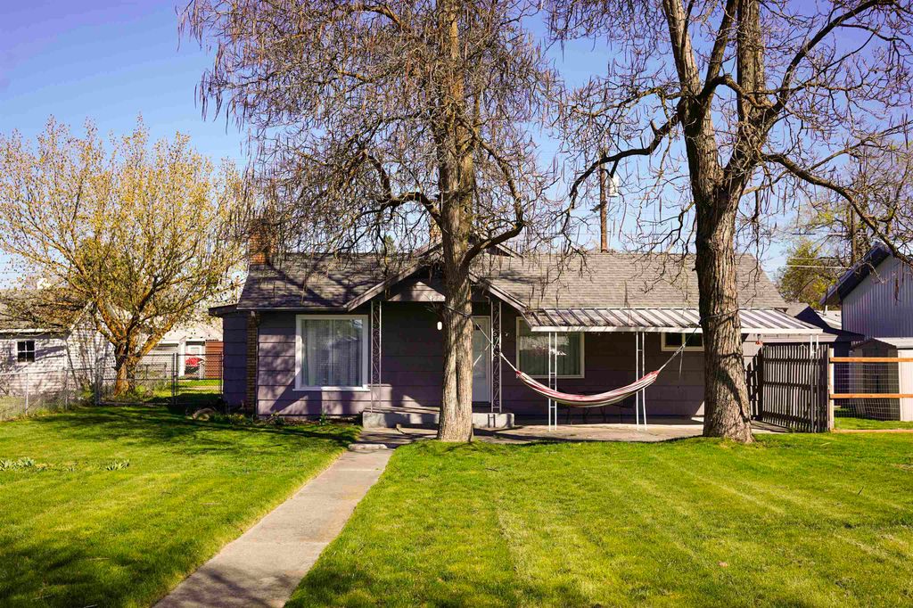 4224 N Washington St, Spokane, WA 99205