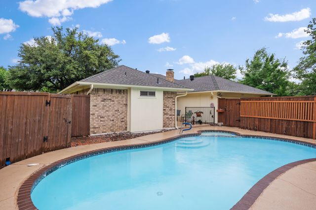 2515 Old Mill Road, Dallas, TX 75287
