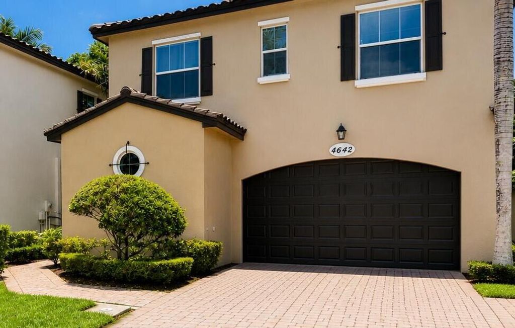 4642 Mediterranean Circle 4642, Palm Beach Gardens, FL 33418