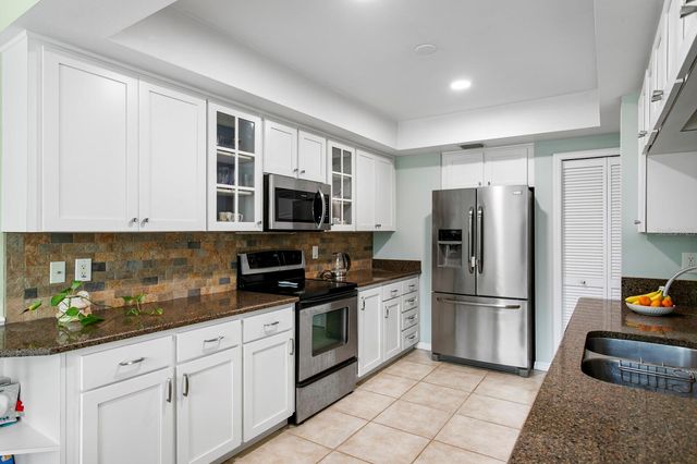 6211 IROQUOIS COURT, Odessa, FL 33556