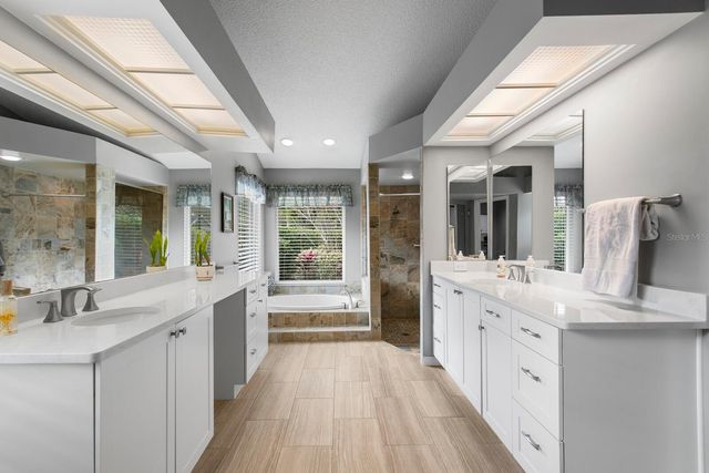 6211 IROQUOIS COURT, Odessa, FL 33556