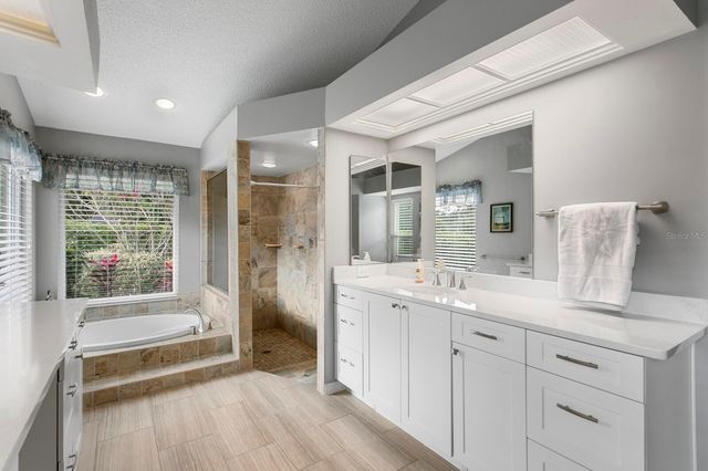 6211 IROQUOIS COURT, Odessa, FL 33556