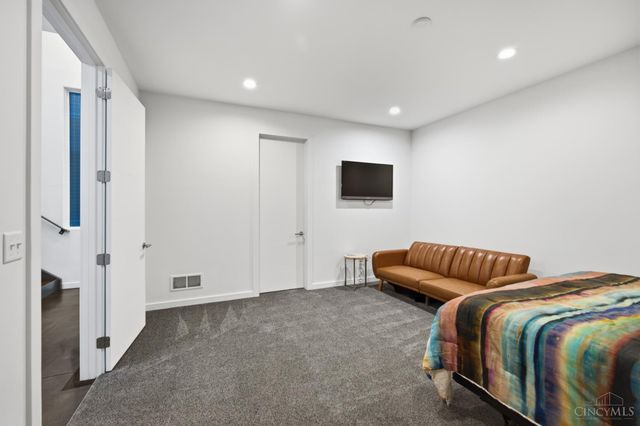 404 Baum Street, Cincinnati, OH 45202