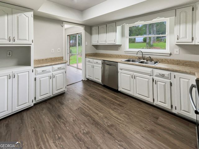 4841 Santa Fe Trail SW, Atlanta, GA 30331