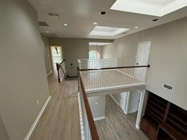 1100 Hunters Creek Drive, Carrollton, TX 75007