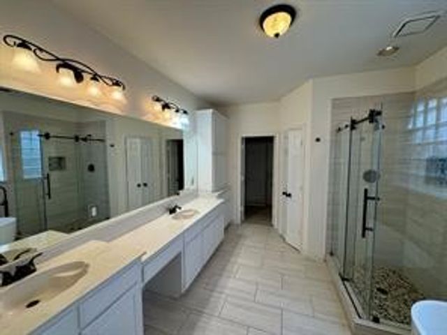 1100 Hunters Creek Drive, Carrollton, TX 75007