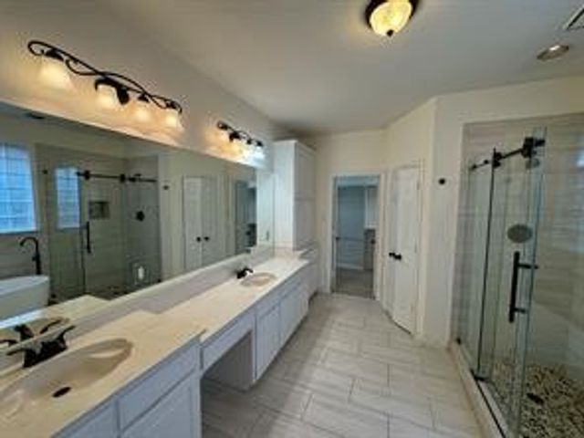 1100 Hunters Creek Drive, Carrollton, TX 75007