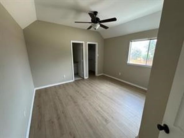 1100 Hunters Creek Drive, Carrollton, TX 75007