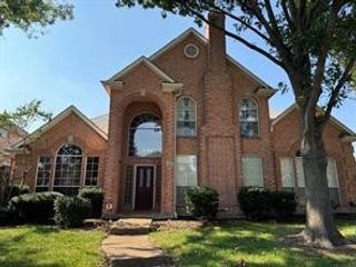 1100 Hunters Creek Drive, Carrollton, TX 75007