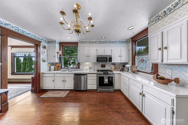 27116 82nd Dr NW, Stanwood, WA 98292