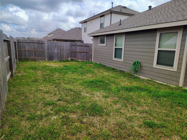 20921 Cropani Shadow Drive, New Caney, TX 77357