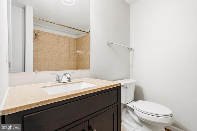 4600 BRENTLEIGH CT, Annandale, VA 22003