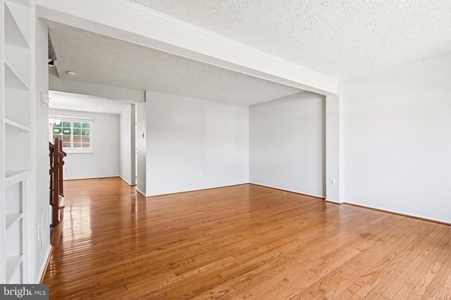 4600 BRENTLEIGH CT, Annandale, VA 22003