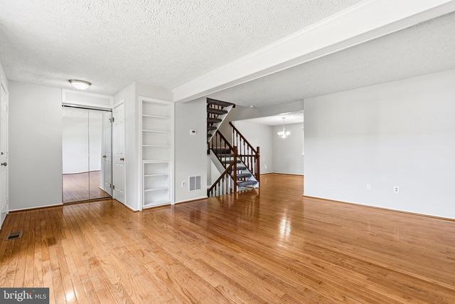 4600 BRENTLEIGH CT, Annandale, VA 22003