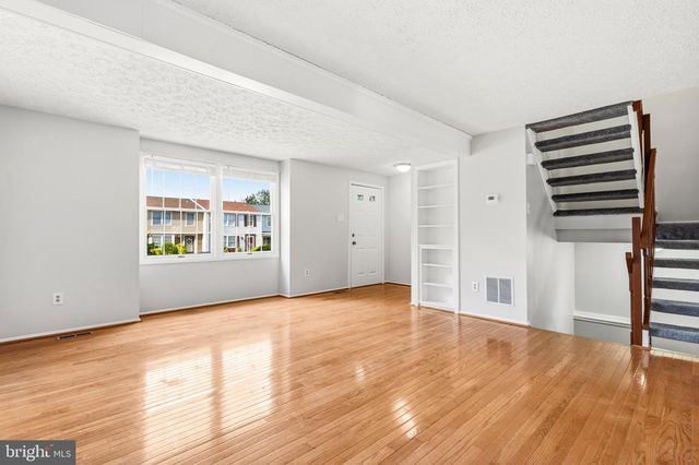 4600 BRENTLEIGH CT, Annandale, VA 22003