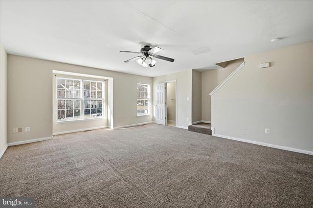 1309 PENDLETON LN, Strasburg, VA 22657