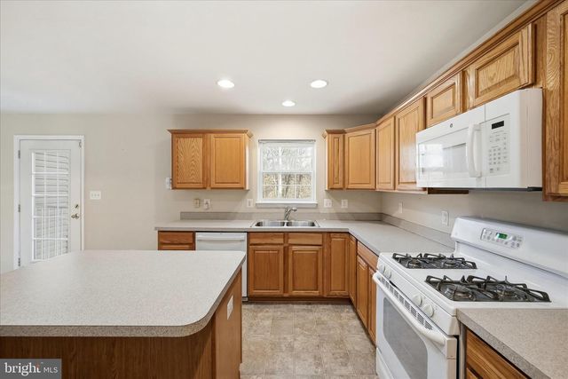 1309 PENDLETON LN, Strasburg, VA 22657