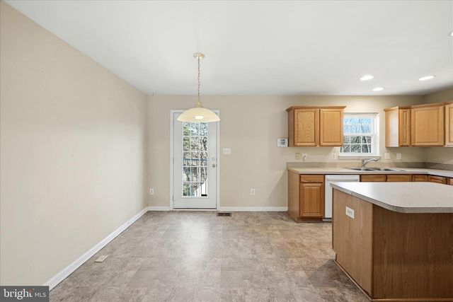 1309 PENDLETON LN, Strasburg, VA 22657