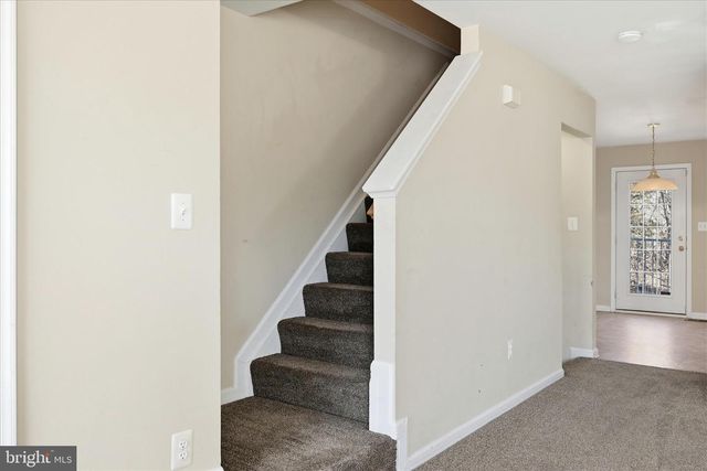 1309 PENDLETON LN, Strasburg, VA 22657