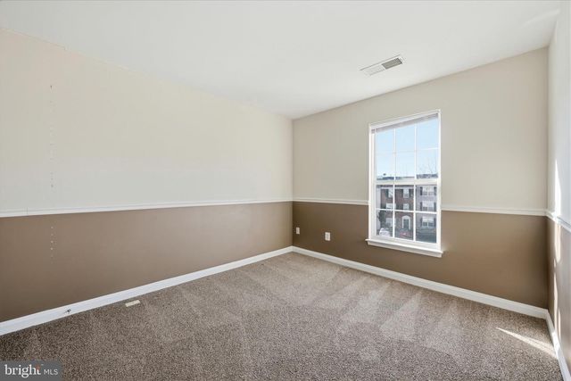 1309 PENDLETON LN, Strasburg, VA 22657