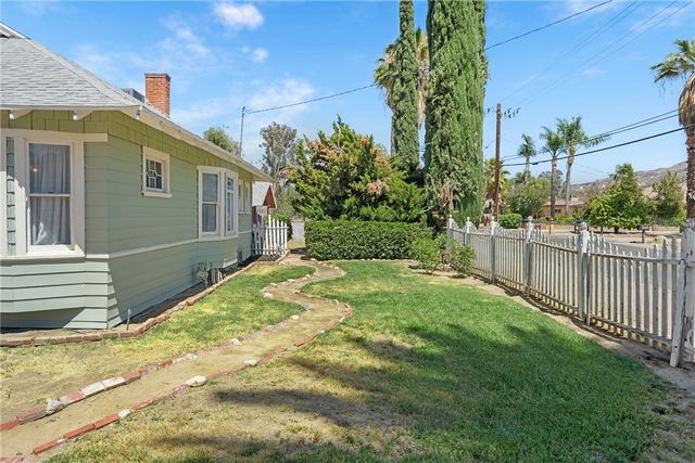 27440 Dartmouth, Hemet, CA 92544