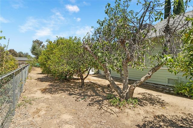 27440 Dartmouth, Hemet, CA 92544