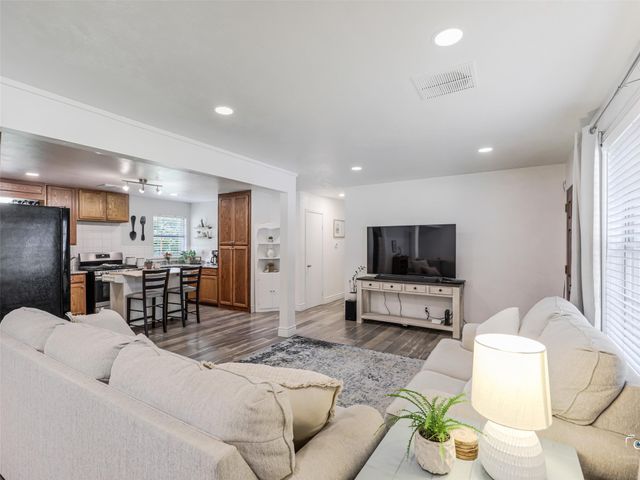 114 N Imperial Drive, Denison, TX 75020