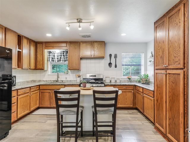 114 N Imperial Drive, Denison, TX 75020