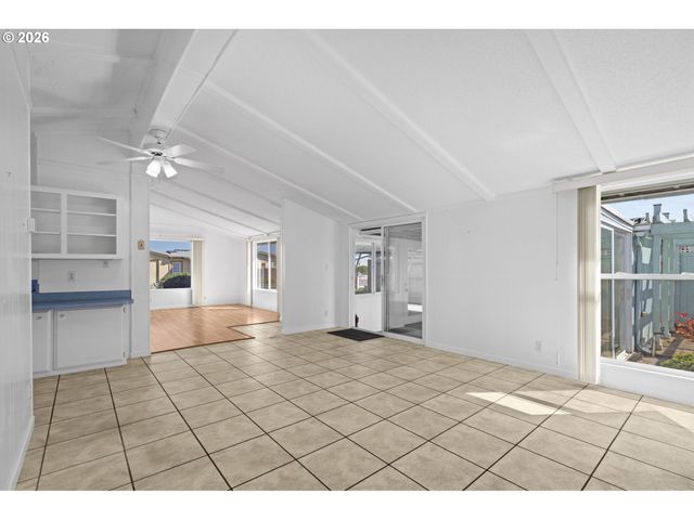 4730 AUBURN Rd 65, Salem, OR 97301