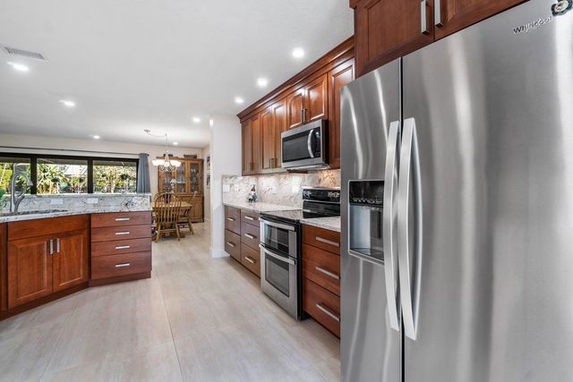 611 NE 12th Terrace 2, Boynton Beach, FL 33435