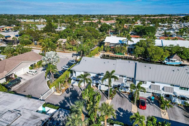 611 NE 12th Terrace 2, Boynton Beach, FL 33435
