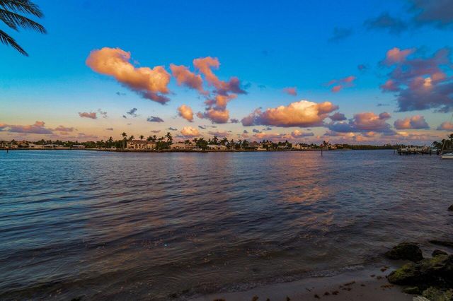 611 NE 12th Terrace 2, Boynton Beach, FL 33435