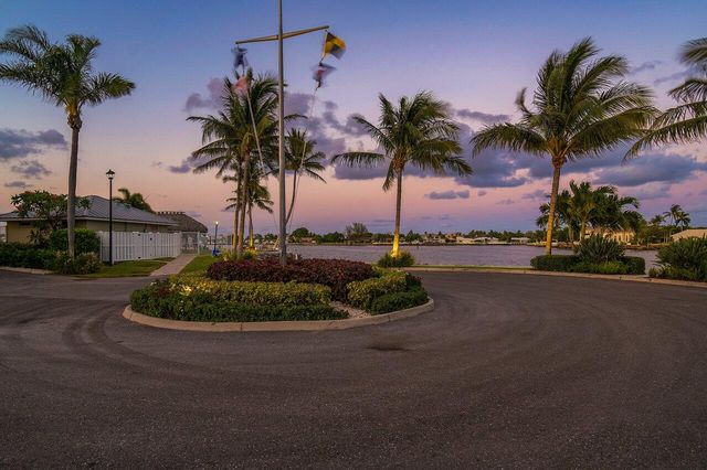 611 NE 12th Terrace 2, Boynton Beach, FL 33435